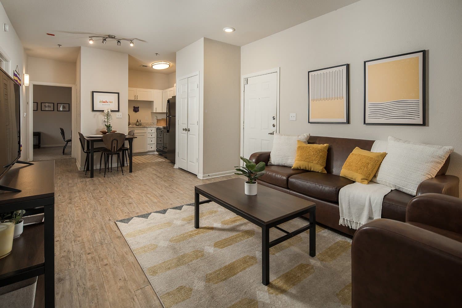 Model—RBS—The-Oliver–16