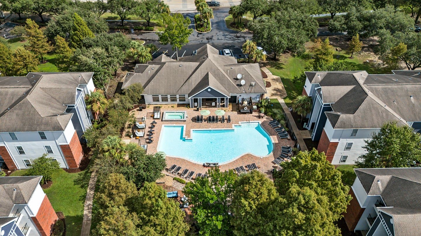 The-Oliver-Exteriors-&-Aerials-05